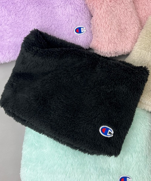 Champion(チャンピオン)の「【Champion】チャンピオン Kids キッズ ボアネックウォーマー(ネックウォーマー/スヌード・キッズ・ブラック/ライトブルー/ライラック/ベビーピンク/ベージュ/ミント/ネイビー・FREE)」の2枚目の写真