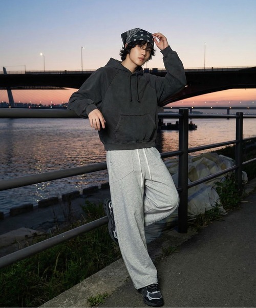 Vini(ヴィニ)の「【Y2K】ストリートビーニー風バンダナ(バンダナ/スカーフ・レディース・ブラウン/ブラック/ブラウン系その他/ベージュ・FREE)」の10枚目の写真