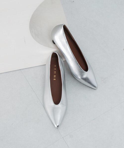 URBAN RESEARCH ROSSO WOMEN（アーバンリサーチ　ロッソ）の「REMME　パンプス（パンプス・レディース・ダークブラウン/シルバー・37）」の2枚目の写真