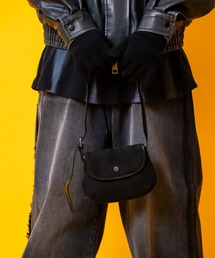 an meets zakka（アンミツザッカ）の「an meets zakka スエードフラップミニハンドバッグ（ショルダーバッグ）」