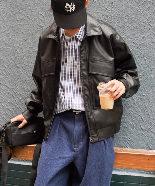 CIAOPANIC TYPY(チャオパニックティピー)の「【ユニセックス】3WAY襟ボア取り外し可能/合皮/レザージップアップブルゾン(ライダースジャケット・メンズ・ブラック/カーキ・MEDIUM/LARGE)」の4枚目の写真