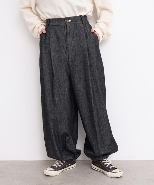 l'atelier du savon（アトリエドサボン）の「_たゆたゆデニムパンツ（デニムパンツ・レディース・オフホワイト/ブラック・FREE）」の3枚目の写真