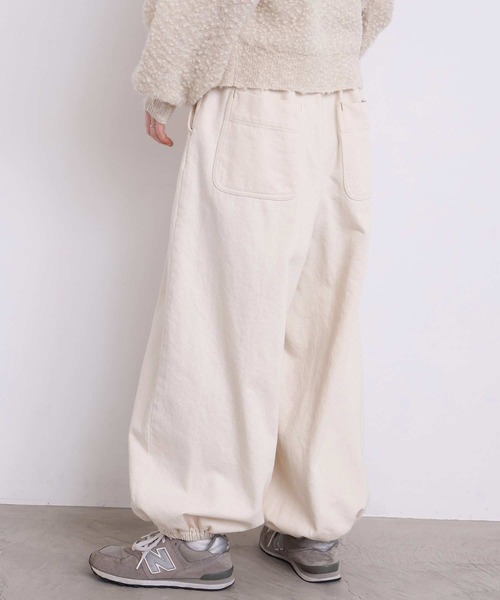 l'atelier du savon（アトリエドサボン）の「_たゆたゆデニムパンツ（デニムパンツ・レディース・オフホワイト/ブラック・FREE）」の21枚目の写真