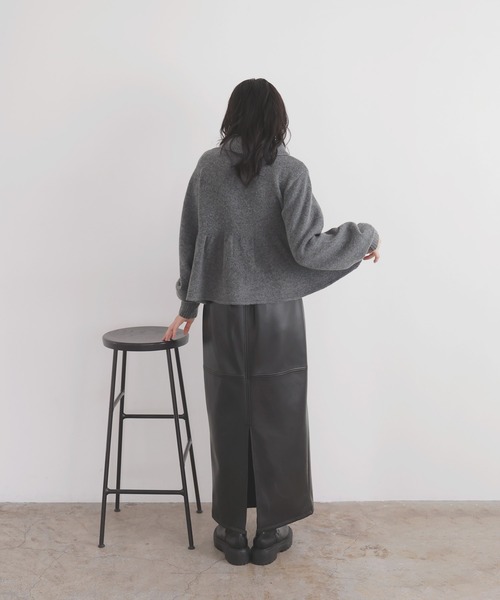 LIAN（リアン）の「ペプラムポロニットプルオーバー（ニット/セーター・レディース・アイボリー/チャコールグレー/ブラウン・FREE）」の8枚目の写真