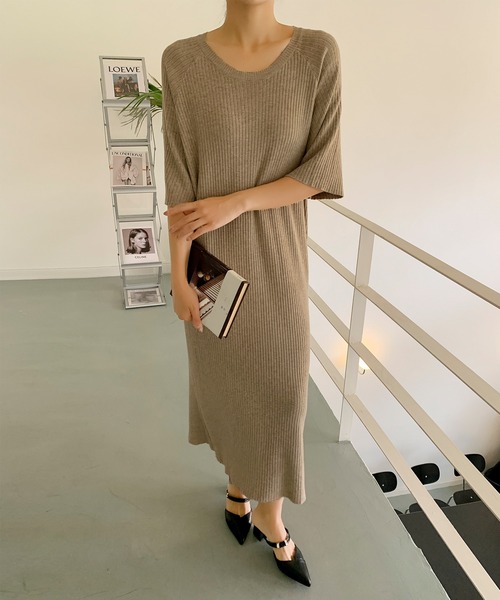 aimoha(アイモハ)の「リブニットロングワンピース (SS)(ワンピース・レディース・ブラック/ライトベージュ/ダークベージュ・FREE)」の21枚目の写真