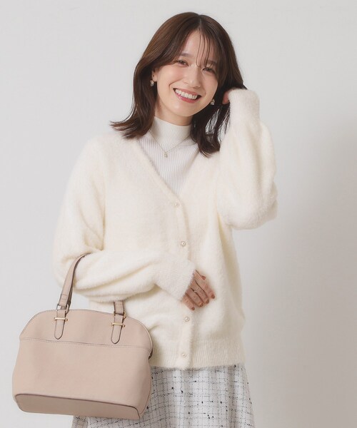 ITS'DEMO（イッツデモ）の「【手洗い可】フェザーヤーンVカーディガン（カーディガン/ボレロ・レディース・チャコールグレー/ピンク/ピンク系/オフホワイト・00）」の5枚目の写真