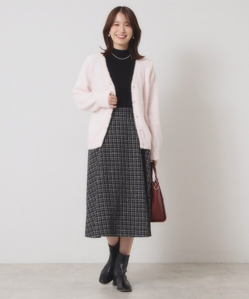 ITS'DEMO（イッツデモ）の「【手洗い可】フェザーヤーンVカーディガン（カーディガン/ボレロ・レディース・チャコールグレー/ピンク/ピンク系/オフホワイト・00）」の15枚目の写真