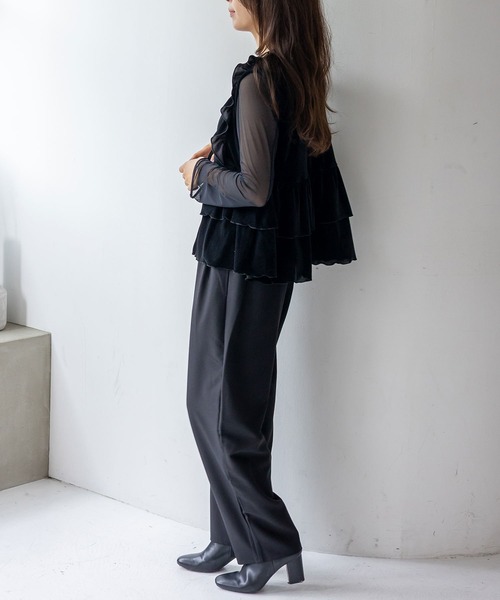 VitaFelice（ヴィータフェリーチェ）の「ベロアフリルティアードベスト（ベスト・レディース・ブラック/ボルドー/ブラウン・FREE）」の16枚目の写真