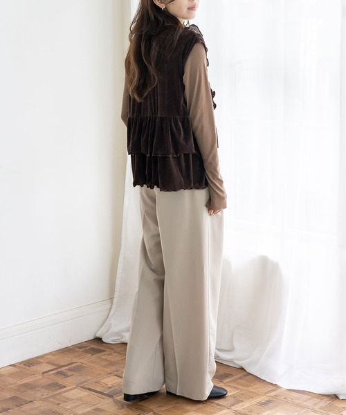 VitaFelice（ヴィータフェリーチェ）の「ベロアフリルティアードベスト（ベスト・レディース・ブラック/ボルドー/ブラウン・FREE）」の21枚目の写真