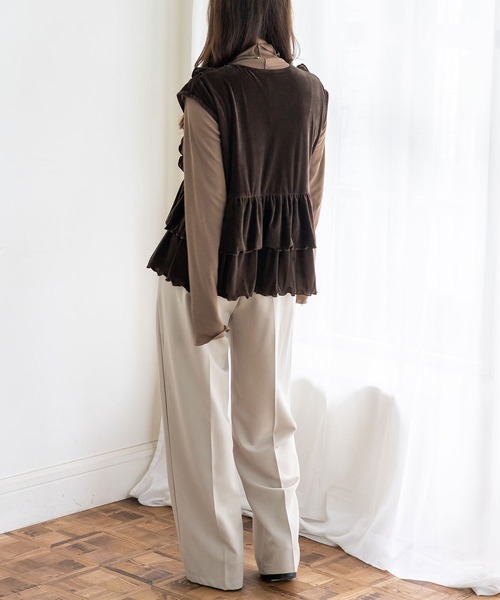 VitaFelice（ヴィータフェリーチェ）の「ベロアフリルティアードベスト（ベスト・レディース・ブラック/ボルドー/ブラウン・FREE）」の22枚目の写真