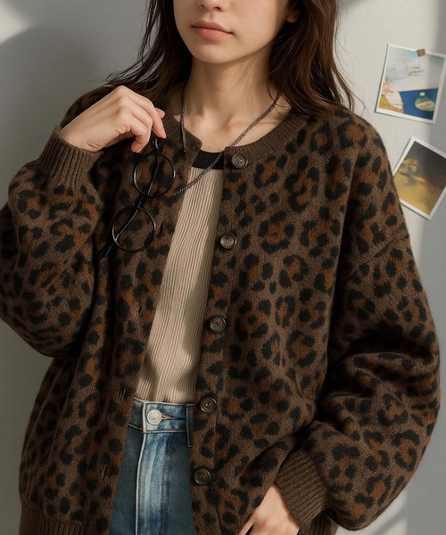 VIBGYOR(ヴィブジョー)の「【Korea Select】 ヒョウ柄カーディガン(CN)(カーディガン/ボレロ・レディース・グレー/ダークブラウン・FREE)」の5枚目の写真