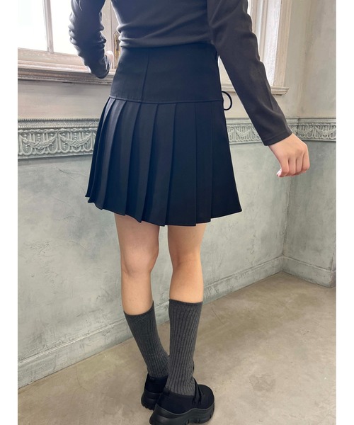 PHILLY(フィリー)の「ダブルレースアッププリーツスカート(スカート・レディース・グレー/ブラック・FREE)」の10枚目の写真