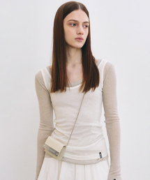 NICK&NICOLE（ニックアンドニコール）の「NICOLE MINIMAL LABEL SLEEVELESS_IVORY（Tシャツ/カットソー・レディース）」