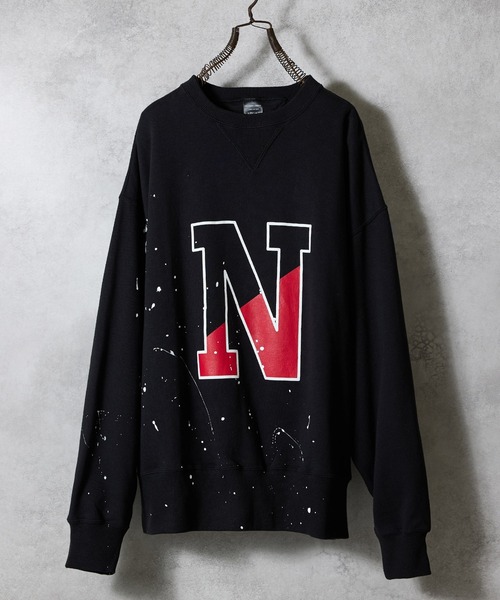NUMBER (N)INE(ナンバーナイン)の「HAND PAINTED VINTAGE GAZETTE CREWNECK SWEATSHIRT(BLACK) / ハンドペイントヴィンテージ ガゼット クルーネック スウェット(スウェット・メンズ・ブラック系1/ブラック系4/ブラック系2/ブラック系3・3/4/2)」の2枚目の写真