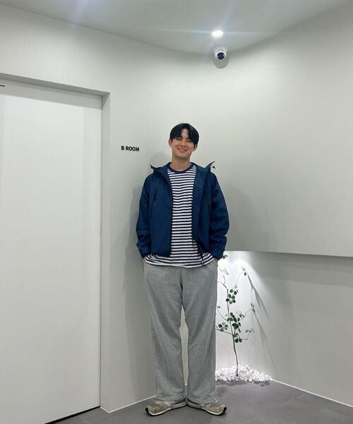 MUSINSA STANDARD（ムシンサスタンダード）の「ワイドバリアブルラウンジスウェットパンツ[ミディアムグレー]（スウェットパンツ・メンズ・その他・SMALL/MEDIUM/LARGE/X-LARGE/XX-LARGE）」の8枚目の写真