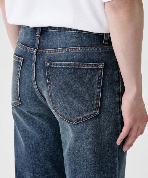 MUSINSA STANDARD（ムシンサスタンダード）の「[クールタンダード] ストレートデニムパンツ [ミディアムインディゴ]（デニムパンツ・メンズ・その他・42/34/30/27/28/29/31/32/33/36/38/40）」の6枚目の写真