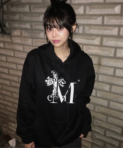 MUCENT(ムセント)の「サハラグラデーションヒョピクロスフードティ男女共用(2カラー)(パーカー・レディース・ブラック/グレー・FREE)」の15枚目の写真