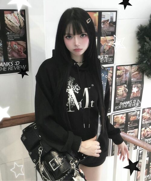 MUCENT(ムセント)の「サハラグラデーションヒョピクロスフードティ男女共用(2カラー)(パーカー・レディース・ブラック/グレー・FREE)」の16枚目の写真
