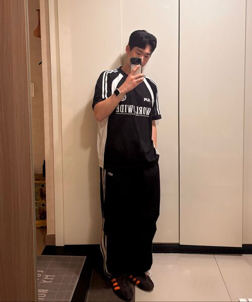 F.ILLUMINATE（フィルミネイト）の「ナイロンツーピンタックトラックパンツ-ブラック（スウェットパンツ・メンズ・その他・LARGE/MEDIUM/SMALL/X-SMALL）」の19枚目の写真