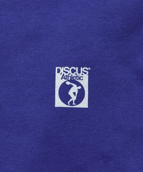 DISCUS ATHLETIC(ディスカス アスレチック)の「ヘビーウェイトレギュラーフィットヴィンテージロゴフードパーカー パープル(パーカー・メンズ・その他・SMALL/MEDIUM/LARGE/X-LARGE/XX-LARGE)」の4枚目の写真