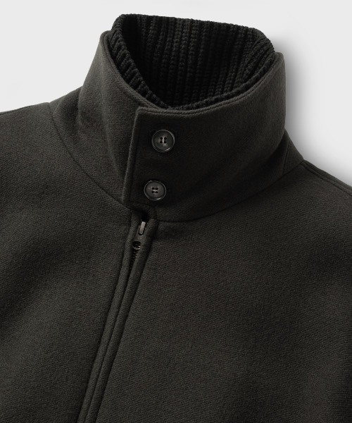 NONBLANK（ノンブランク）の「ニットカラーウールブレンドショートジャケット_DARK GREY（その他アウター・メンズ・チャコール・LARGE/MEDIUM/X-LARGE）」の5枚目の写真