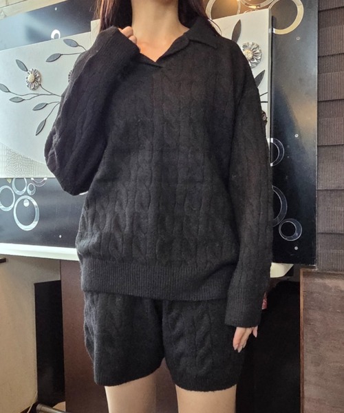 ｔｏｌｅｎｅ（トレネ）の「Vネックポロケーブル編みニットプルオーバー＋ケーブル編みニットショートパンツ セットアップ　上下セット（セットアップ・レディース・ブラック/オフホワイト・FREE）」の4枚目の写真
