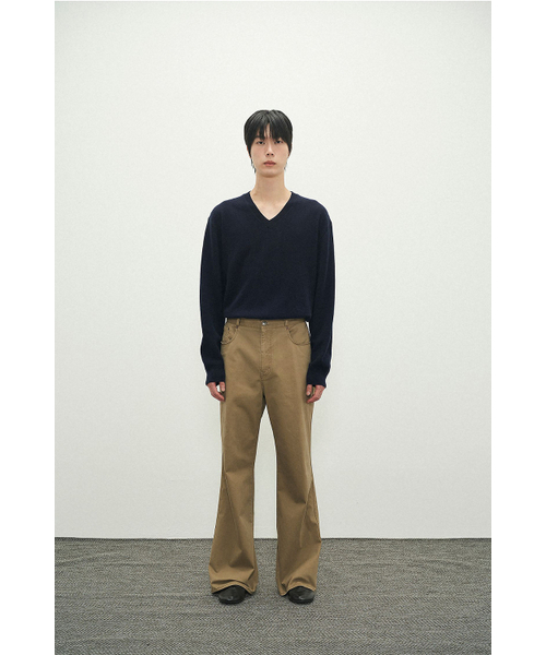 POKER FACE（ポーカーフェイス）の「FARASHA CASHMERE V NECK KNIT DARK NAVY（ニット/セーター・レディース・その他・46/48/50）」の2枚目の写真