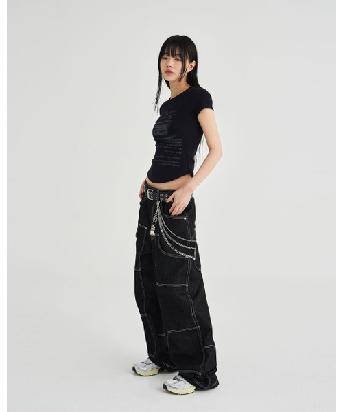 AEIAEIAE（エイエイエ）の「ロー デニム カーペンターパンツ [ブラック]（デニムパンツ・レディース・その他・1/2）」の4枚目の写真
