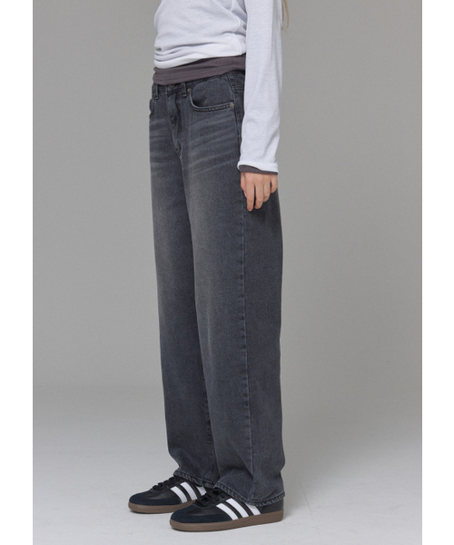 BUTTON UP(ボタンアップ)の「グレーウォッシュセミワイド起毛デニム(デニムパンツ・レディース・その他・SMALL/MEDIUM/LARGE)」の3枚目の写真