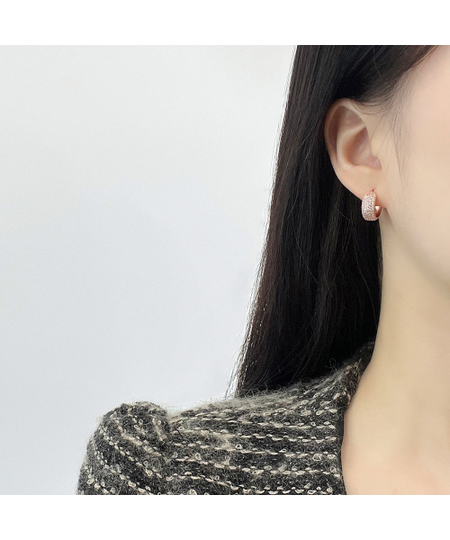 DIEUAMOUR（ディユーアモール）の「14Kゴールドピンエルブボールドワンタッチイヤリング（ピアス（両耳用）・レディース・その他・FREE）」の4枚目の写真