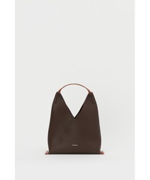 Hender Scheme（エンダースキーマ）の「triangle bag（ハンドバッグ）」