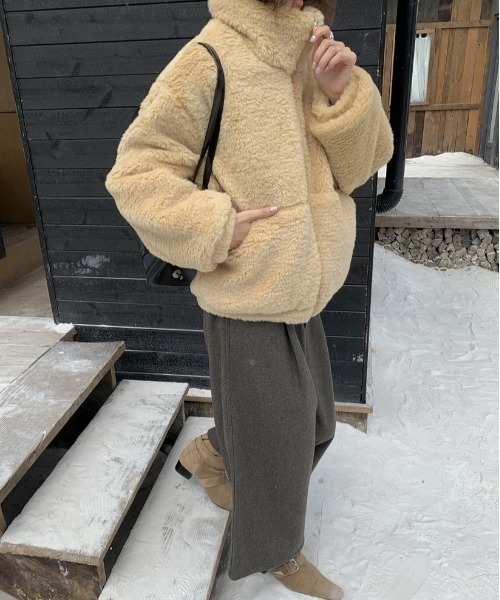 FREE STYLISTS（フリー スタイリスト）の「YUGA_YGMC 　Padded boa blouson coat（ブルゾン・レディース・クリーム/ホワイト・FREE）」の19枚目の写真