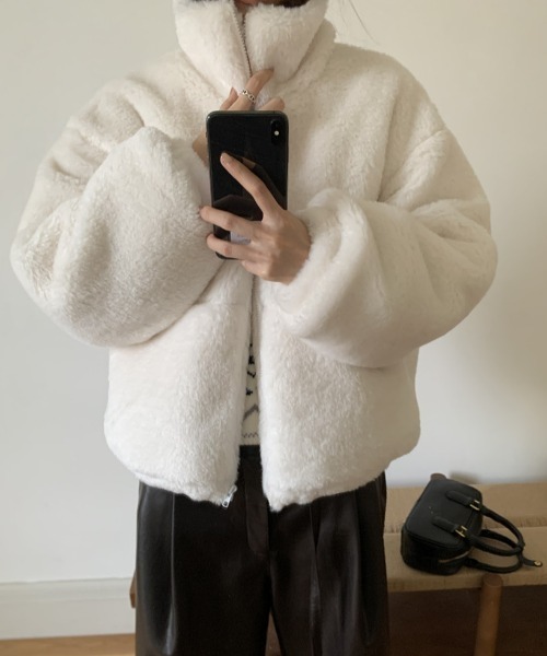 FREE STYLISTS（フリー スタイリスト）の「YUGA_YGMC 　Padded boa blouson coat（ブルゾン・レディース・クリーム/ホワイト・FREE）」の6枚目の写真