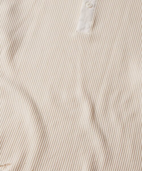 WHO'S WHO gallery（フーズフーギャラリー）の「【FromVintage】ダメージワッフルヘンリーL/STEE（Tシャツ/カットソー・メンズ・ホワイト/チャコールグレー・FREE）」の12枚目の写真