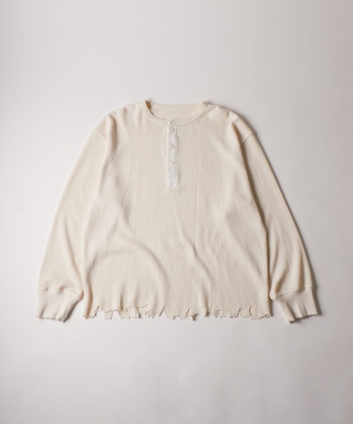 WHO'S WHO gallery（フーズフーギャラリー）の「【FromVintage】ダメージワッフルヘンリーL/STEE（Tシャツ/カットソー・メンズ・ホワイト/チャコールグレー・FREE）」の3枚目の写真