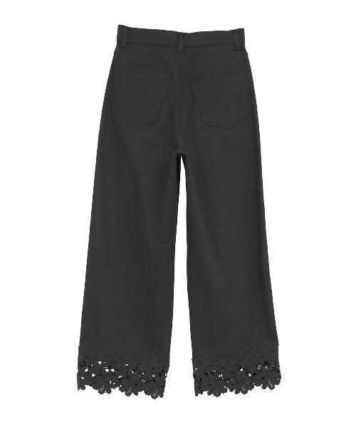 MANOF（マノフ）の「COTTON LACE DOCKING PANTS（デニムパンツ・レディース・ホワイト/ブラック・M/S）」の8枚目の写真