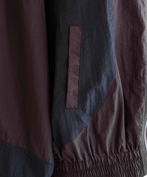 EN NEUME(エンノイム)の「Washed Taffeta Bicolor Oversize Blouson(ブルゾン・レディース・ブラウン/ブラック/グレイッシュベージュ・FREE)」の11枚目の写真