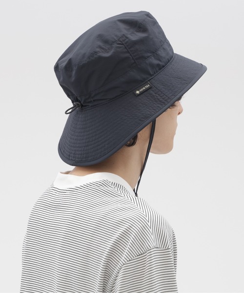 MARGARET HOWELL（マーガレットハウエル）の「WATER REPELENT NYLON POPLIN（ハット・レディース・ネイビー/カーキ・FREE）」の4枚目の写真