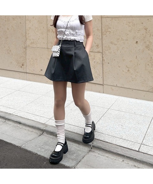 Flugge(フラッジー)の「ピンタックスカート(スカート・レディース・ブラック・MEDIUM)」の4枚目の写真