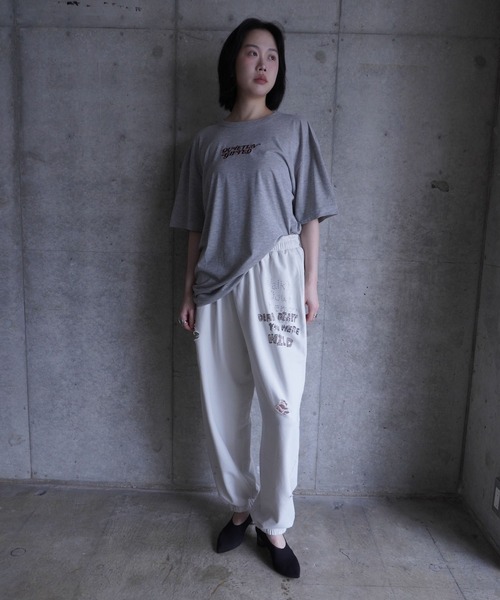 G.V.G.V.(ジーヴィージーヴィー)の「EMBROIDERY OVER TEE(Tシャツ/カットソー・レディース・グレー系その他/ブラック・ONE SIZE)」の10枚目の写真