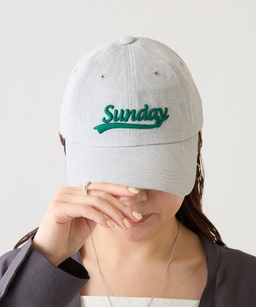 COLLAGE GALLARDAGALANTE（コラージュガリャルダガランテ）の「PAPILLONNER/Sunday刺繍入りキャップ（キャップ・レディース・ベージュ/グリーン・FREE）」の5枚目の写真