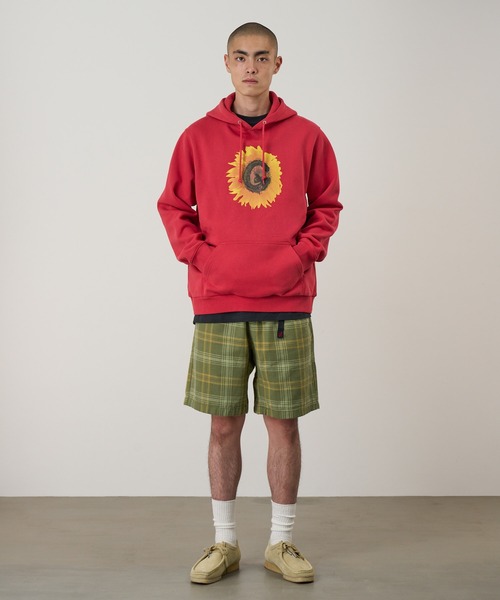 Gramicci（グラミチ）の「G-FLOWER HOODED SWEATSHIRT｜Gフラワーフーデッドスウェットシャツ（パーカー・メンズ・レッド/ヘザーグレー/ブラック・S/M/L/XL/XXL）」の7枚目の写真