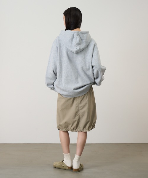 Gramicci（グラミチ）の「G-FLOWER HOODED SWEATSHIRT｜Gフラワーフーデッドスウェットシャツ（パーカー・メンズ・レッド/ヘザーグレー/ブラック・S/M/L/XL/XXL）」の6枚目の写真