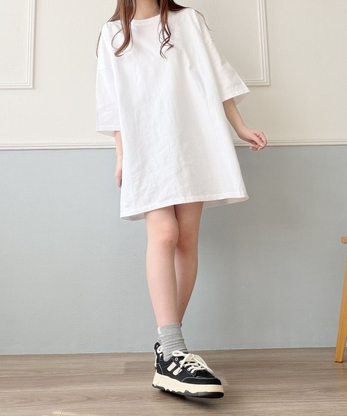 Nana(ナナ)の「ルーズシルエットTシャツワンピース(Tシャツ/カットソー・レディース・ブラック/ホワイト・FREE)」の8枚目の写真