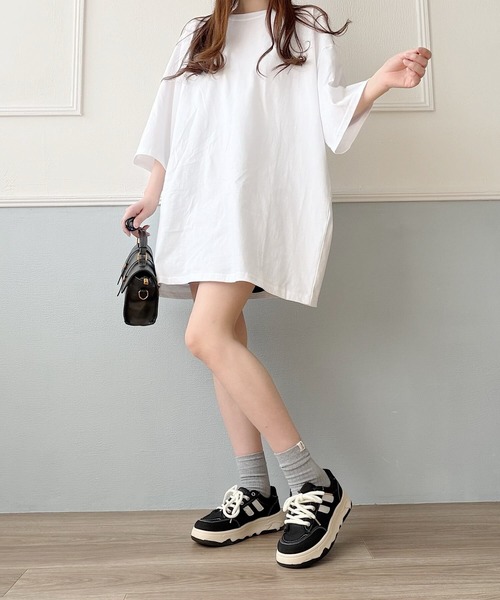 Nana(ナナ)の「ルーズシルエットTシャツワンピース(Tシャツ/カットソー・レディース・ブラック/ホワイト・FREE)」の11枚目の写真