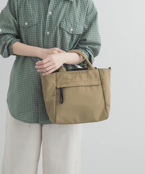 URBAN RESEARCH DOORS（アーバンリサーチドアーズ）の「ウォッシャブル2WAYトートバッグ（トートバッグ・レディース・ベージュ/ブラック・ONE）」の10枚目の写真