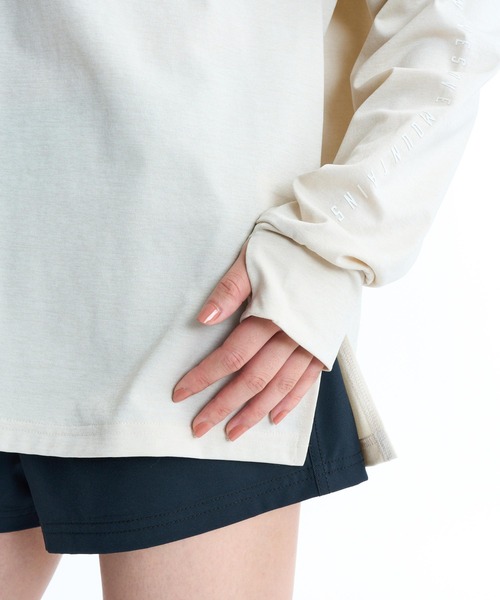 ROXY(ロキシー)の「ROXY ウィメンズ HISTORICAL LOGO L/S 長袖ラッシュガード 【2026年春夏モデル】/ロキシー長袖バックプリントラッシュガード(水着)(ラッシュガード・レディース・ベージュ/ホワイト/ブラック・MEDIUM/LARGE/SMALL)」の11枚目の写真