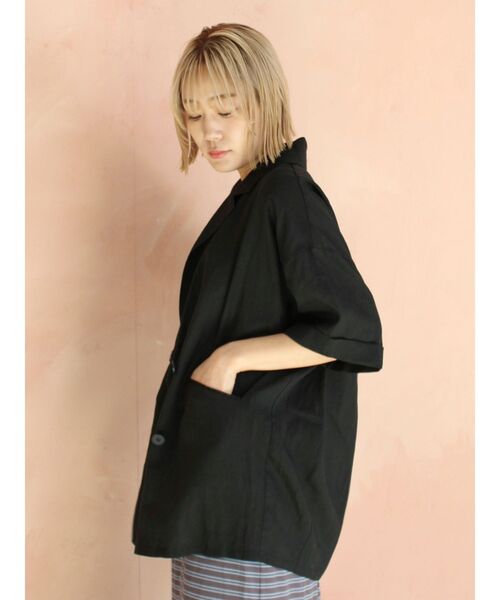 Ungrid（アングリッド）の「リネン混ハーフスリーブジャケット（テーラードジャケット・レディース・アイボリー/ブラック・FREE）」の4枚目の写真