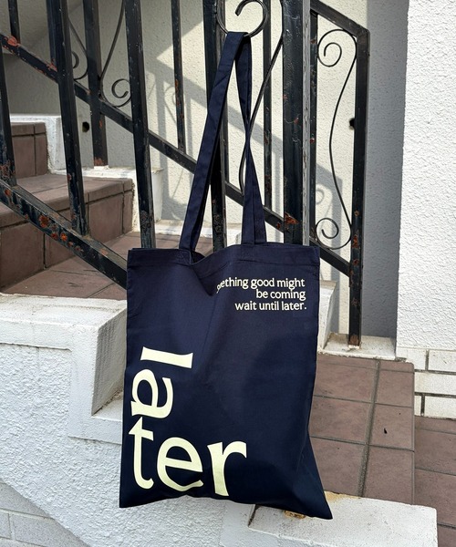 SETUP7（セットアップセブン）の「【THE READING ROOM PARIS】flat tote bag "later" グラフィックプリント フラットトートバッグ コットン（トートバッグ・レディース・ネイビー/ライトイエロー/スカイブルー/ホワイト・FREE）」の16枚目の写真