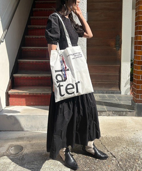 SETUP7（セットアップセブン）の「【THE READING ROOM PARIS】flat tote bag "later" グラフィックプリント フラットトートバッグ コットン（トートバッグ・レディース・ネイビー/ライトイエロー/スカイブルー/ホワイト・FREE）」の19枚目の写真